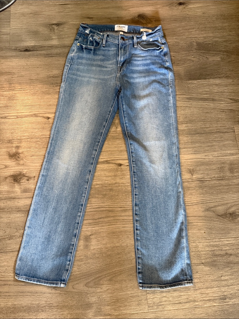 Frame Denim Women's Straight-Leg Jeans in Light Blue Wash